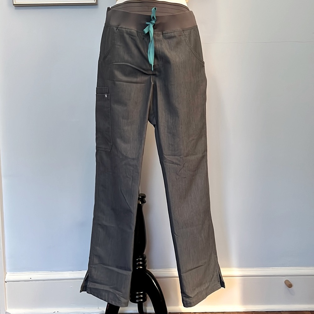 Figs gray scrubs bottom S